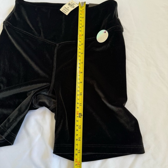 Victoria's Secret Black Velvet Shorts Size S - Picture 2 of 5